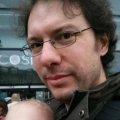 Porträt von Joachim Noreiko, einem Teammitglied von Factorial.